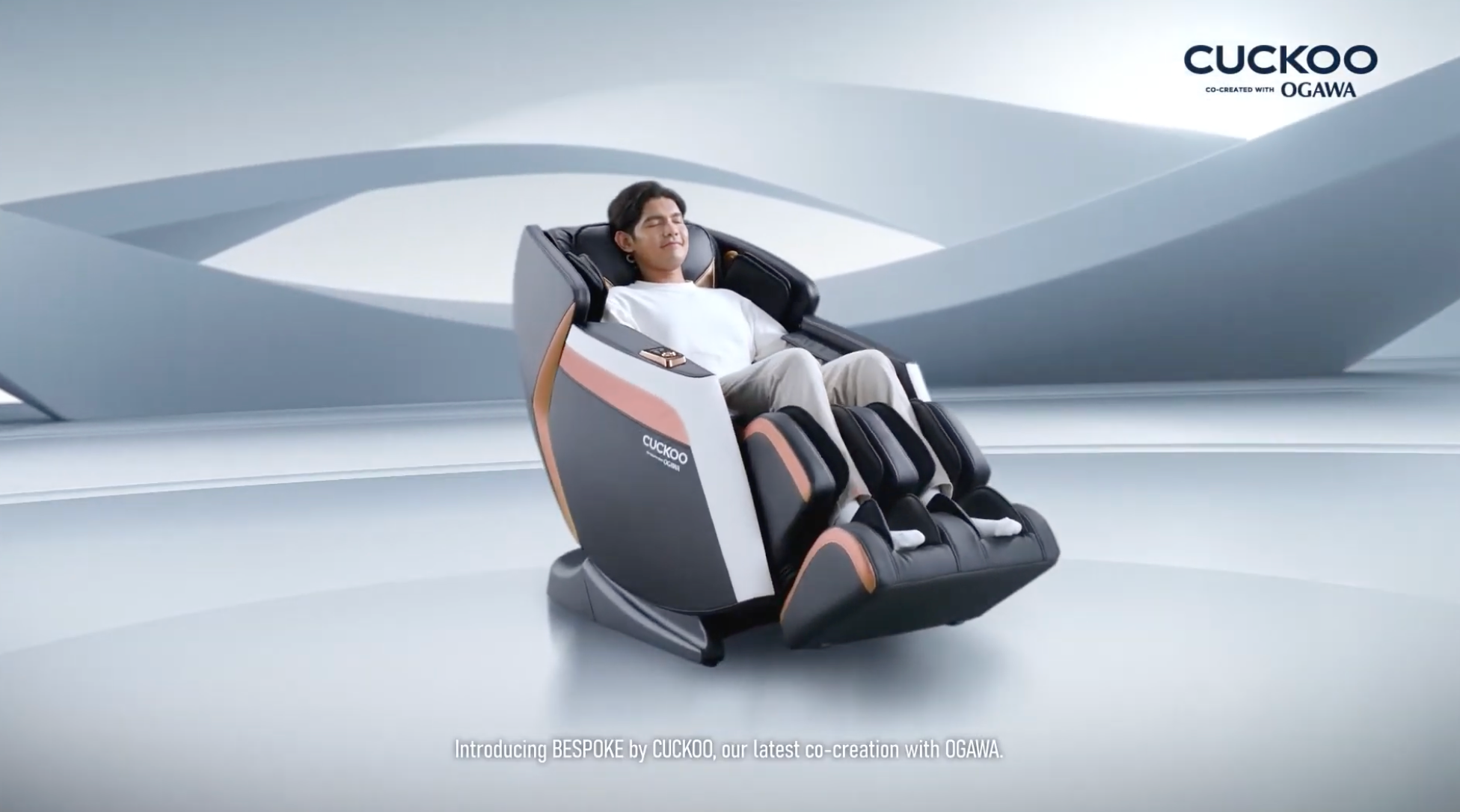 Load video: VIDEO-BESPOKE Massage Chair