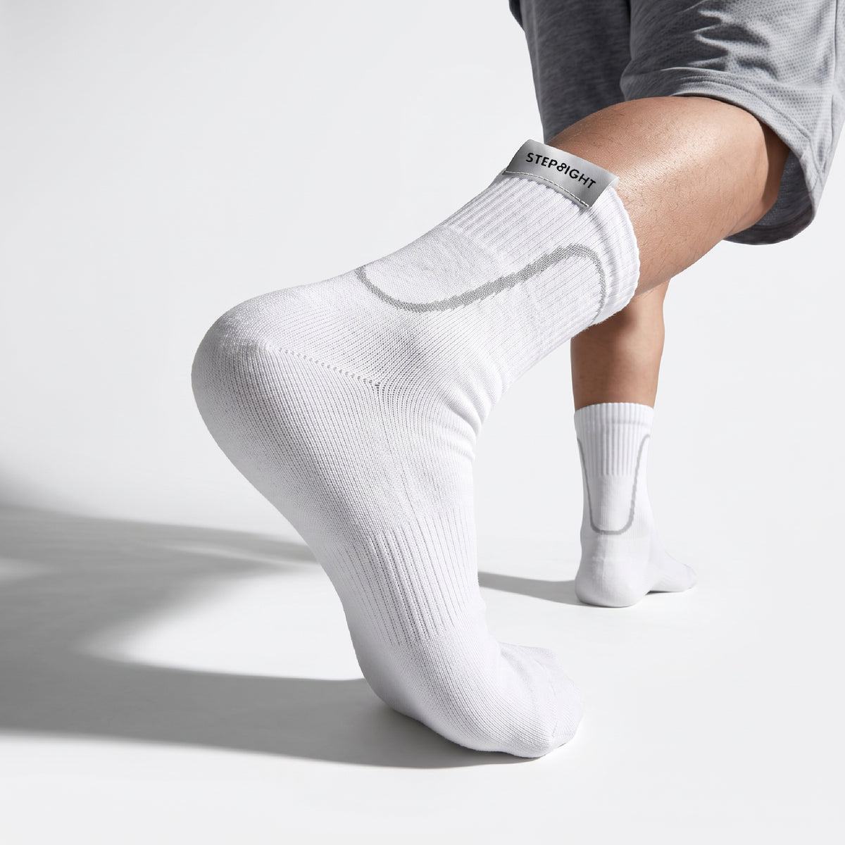 CUCKOOTOPIA x STEP8IGHT Reflective Socks Set